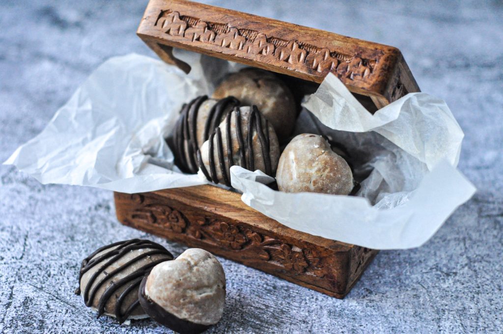 Lebkuchen German soft biscuits in a wooden box