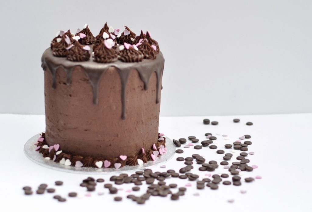 single tiered vegan chocolate cake
